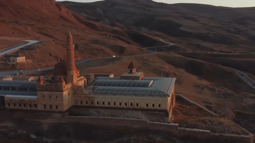 Doğubayazıt - an amazing place of controversy!